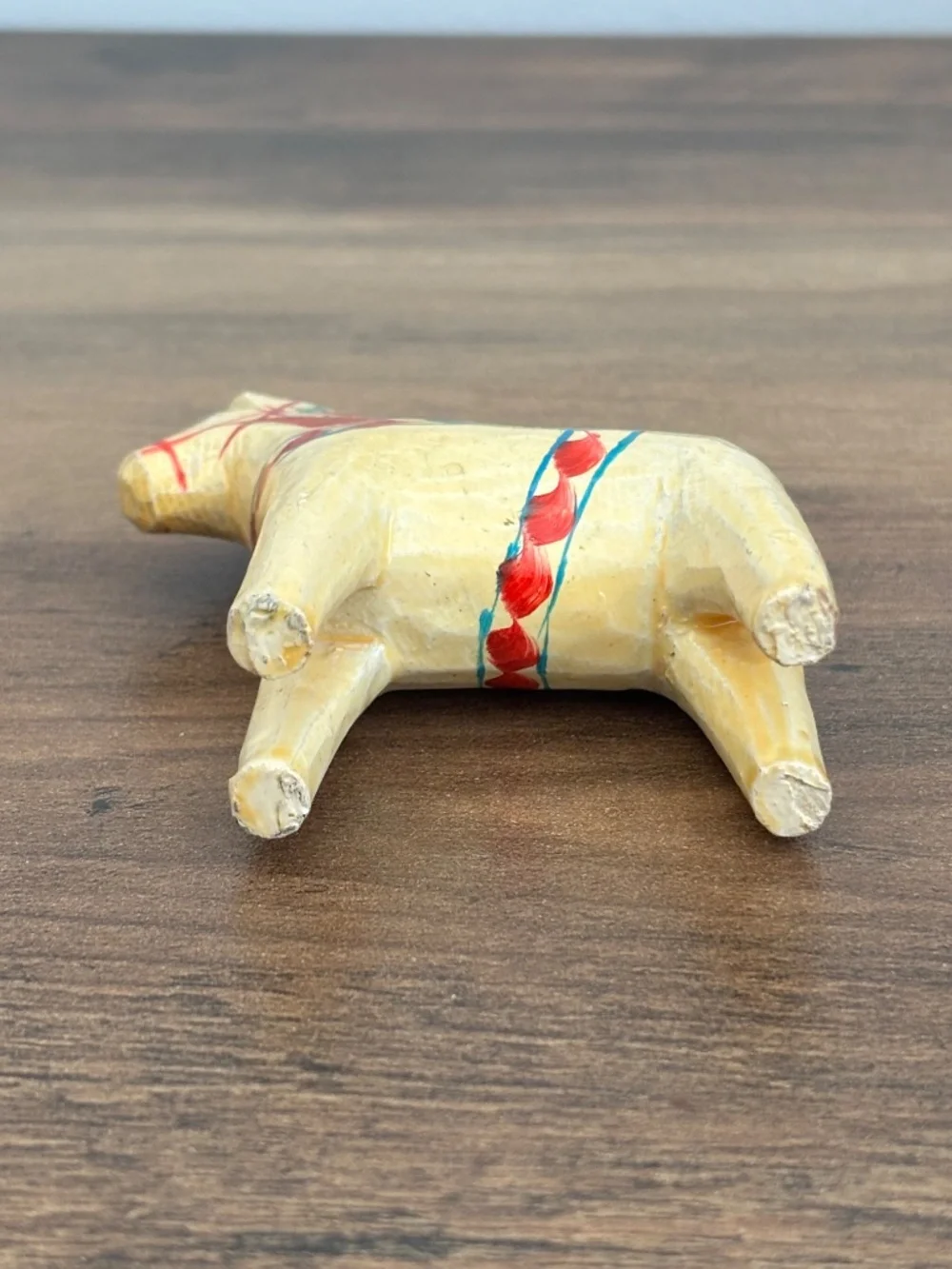 VINTAGE Traditional Hand-Carved Swedish Wooden Dala Horse Ivory Figurine READ